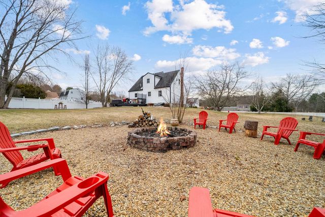 6 Donna Drive, Pembroke, NH 03275