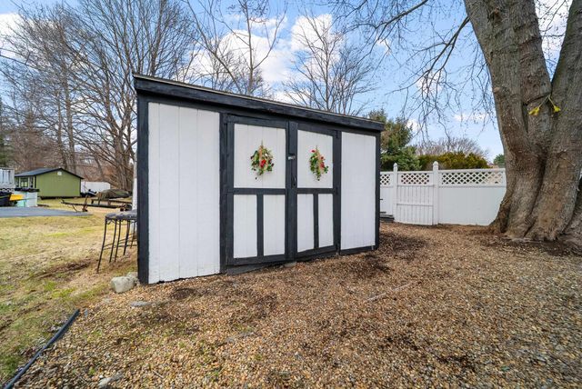 6 Donna Drive, Pembroke, NH 03275