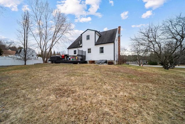 6 Donna Drive, Pembroke, NH 03275