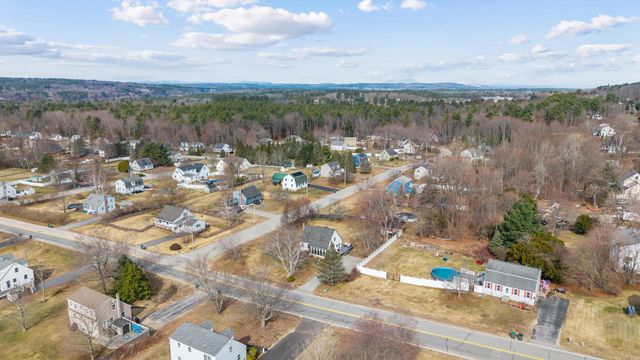 6 Donna Drive, Pembroke, NH 03275