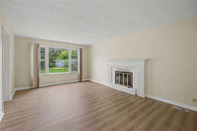 650 W Broadway Street, Tipp City, OH 45371