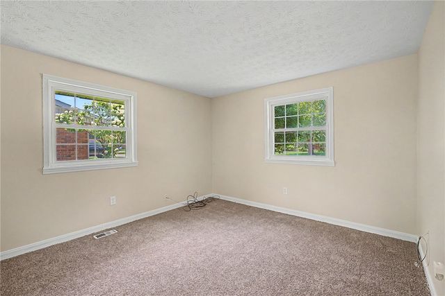 650 W Broadway Street, Tipp City, OH 45371