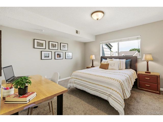 459 Wright St 305, Lakewood, CO 80228