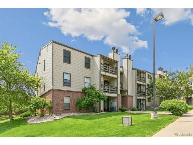 459 Wright St 305, Lakewood, CO 80228