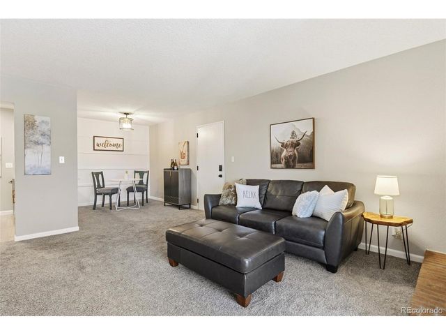 459 Wright St 305, Lakewood, CO 80228