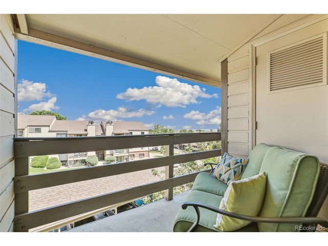 459 Wright St 305, Lakewood, CO 80228