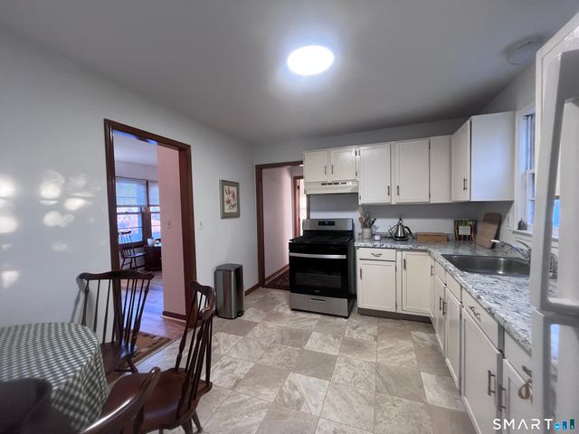 124 Thorpe Street, Fairfield, CT 06824