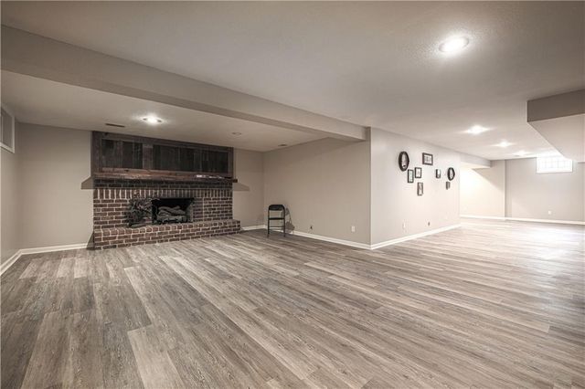 2305 W 127th Street, Leawood, KS 66209