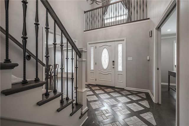2305 W 127th Street, Leawood, KS 66209