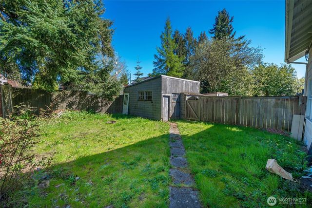 935 S Sprague Avenue, Tacoma, WA 98405