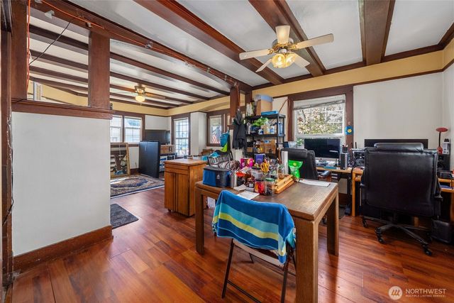 935 S Sprague Avenue, Tacoma, WA 98405