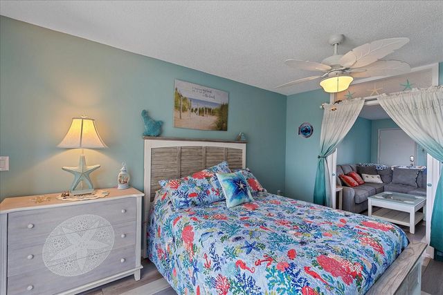 4460 IRONWOOD CIRCLE 403A, Bradenton, FL 34209