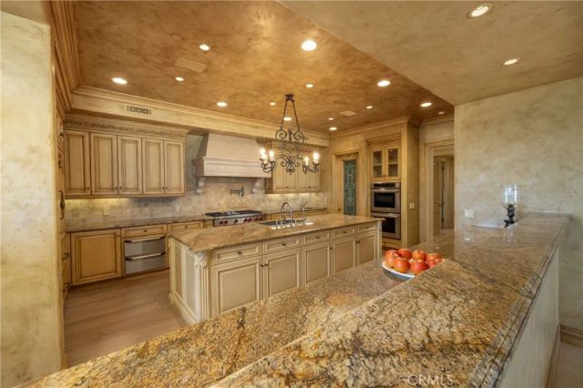 1 Rim Ridge, Newport Coast, CA 92657