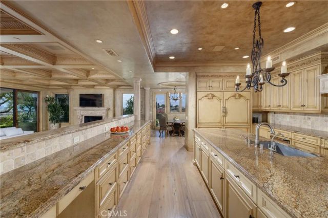 1 Rim Ridge, Newport Coast, CA 92657