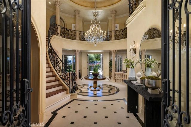 1 Rim Ridge, Newport Coast, CA 92657