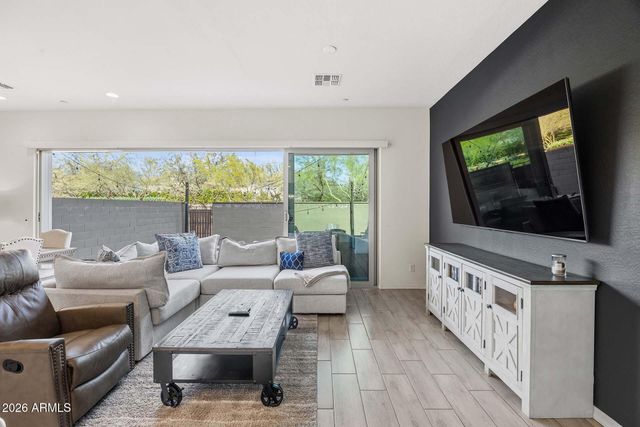 1912 W KINFIELD Trail, Phoenix, AZ 85085