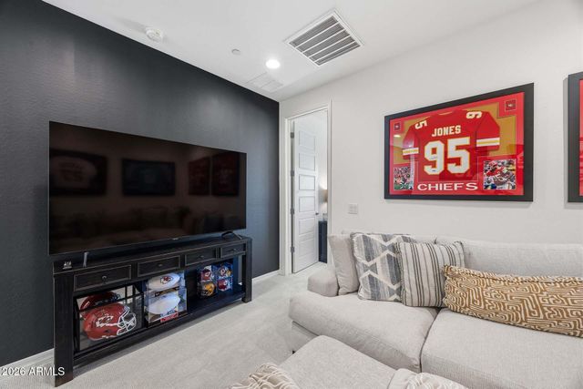 1912 W KINFIELD Trail, Phoenix, AZ 85085