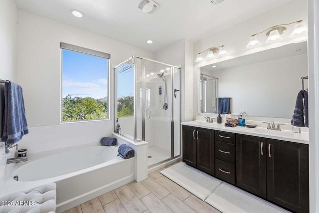 1912 W KINFIELD Trail, Phoenix, AZ 85085