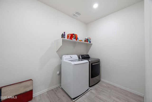 1912 W KINFIELD Trail, Phoenix, AZ 85085