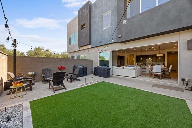 1912 W KINFIELD Trail, Phoenix, AZ 85085