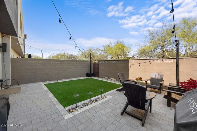 1912 W KINFIELD Trail, Phoenix, AZ 85085