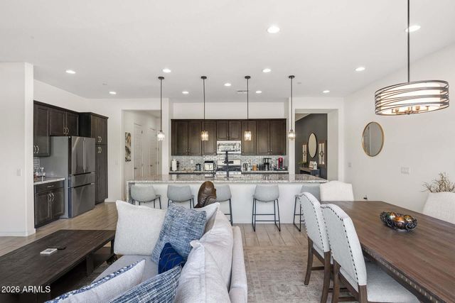 1912 W KINFIELD Trail, Phoenix, AZ 85085