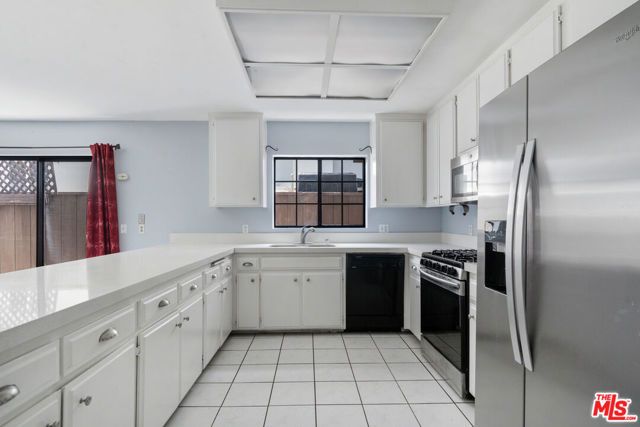 3113 Thatcher Avenue, Marina Del Rey, CA 90292