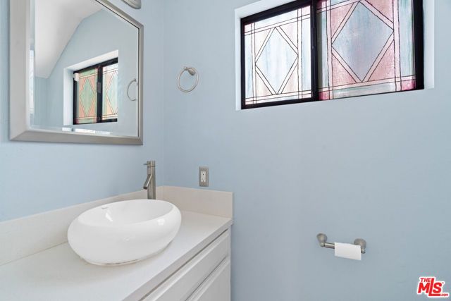3113 Thatcher Avenue, Marina Del Rey, CA 90292