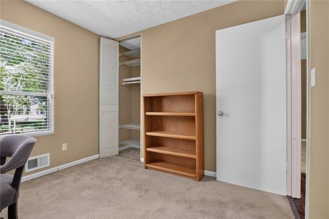 9640 Pine Thicket Way, Roswell, GA 30075