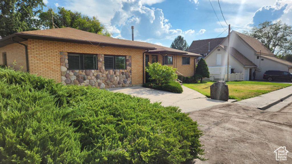 59 W 100 N, Mt Pleasant, UT 84647