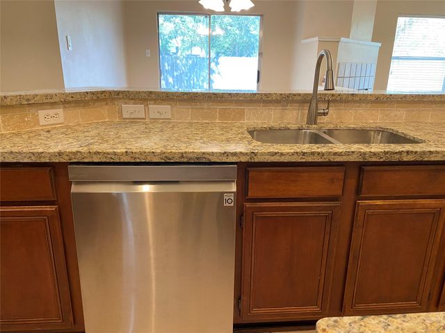 4401 Egret Drive, Seabrook, TX 77586