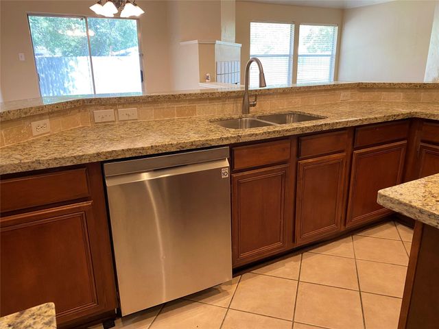 4401 Egret Drive, Seabrook, TX 77586