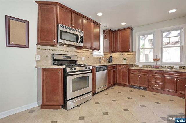 150 Niagara Street, Dumont, NJ 07628