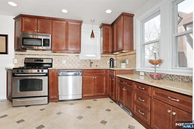 150 Niagara Street, Dumont, NJ 07628
