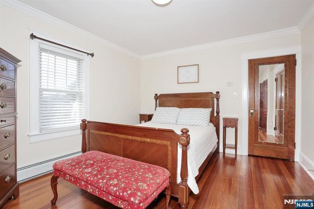 150 Niagara Street, Dumont, NJ 07628