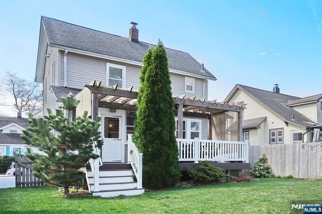 150 Niagara Street, Dumont, NJ 07628