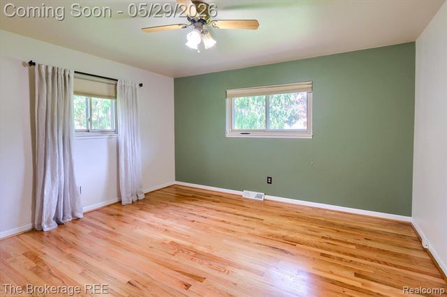 6933 Hubbard Hills Drive, Clarkston, MI 48348