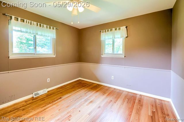 6933 Hubbard Hills Drive, Clarkston, MI 48348