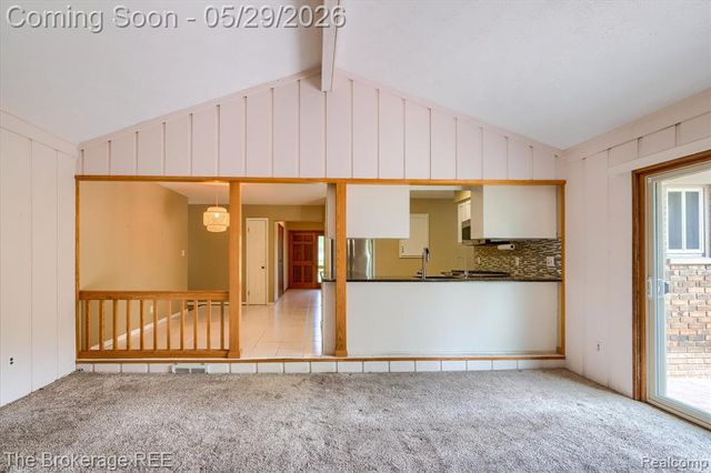 6933 Hubbard Hills Drive, Clarkston, MI 48348