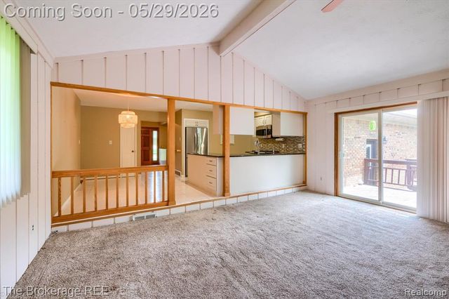 6933 Hubbard Hills Drive, Clarkston, MI 48348