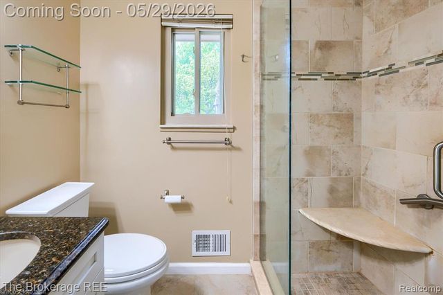 6933 Hubbard Hills Drive, Clarkston, MI 48348