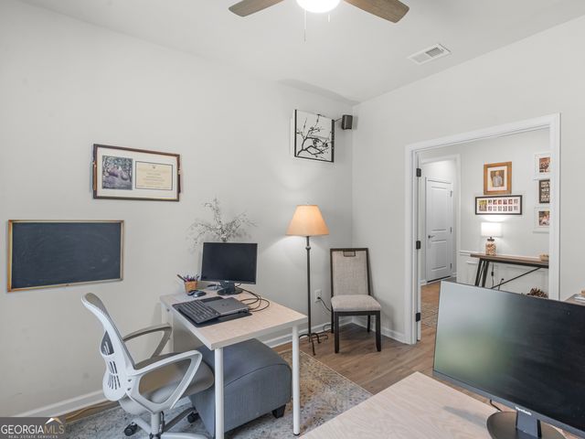 229 Nuttall Drive, Griffin, GA 30223