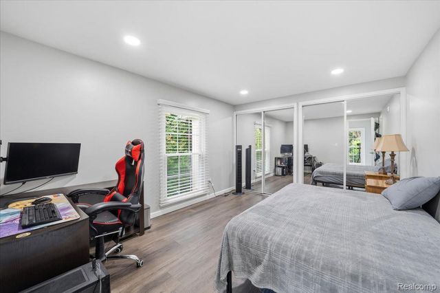 1319 Wagon Wheel Lane, Rochester Hills, MI 48306