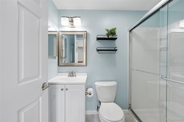 1319 Wagon Wheel Lane, Rochester Hills, MI 48306