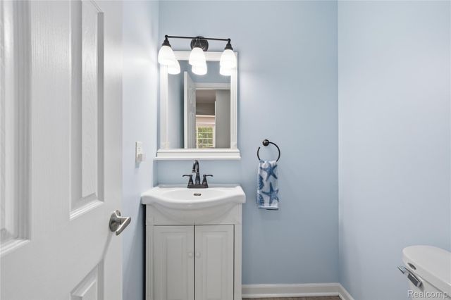 1319 Wagon Wheel Lane, Rochester Hills, MI 48306