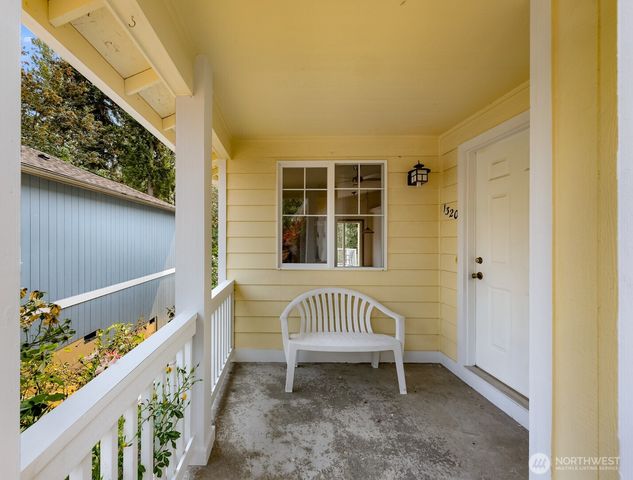 1320 Fruitland Drive, Bellingham, WA 98226