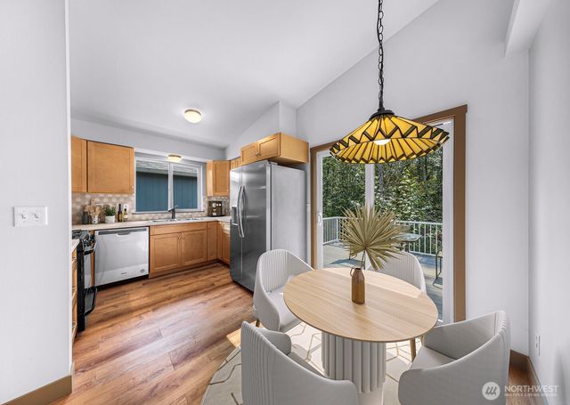 1320 Fruitland Drive, Bellingham, WA 98226