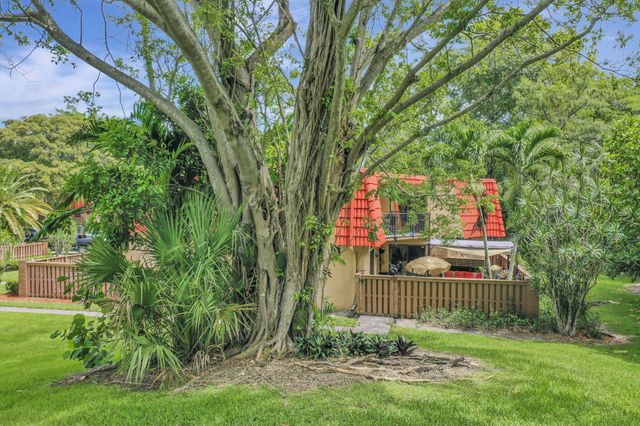 8105 Severn Drive C, Boca Raton, FL 33433