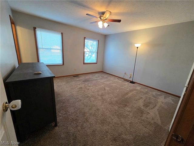 2232 Candlewood Drive, Avon, OH 44011