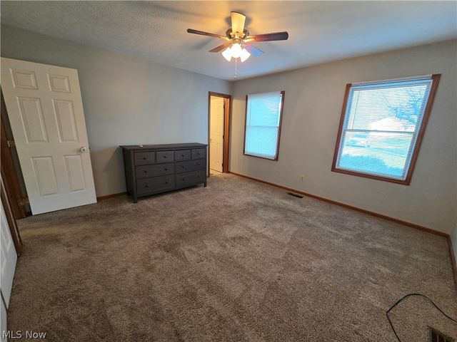 2232 Candlewood Drive, Avon, OH 44011